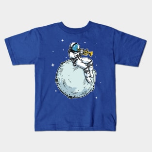 astronaut spielt trompete musik Kids T-Shirt